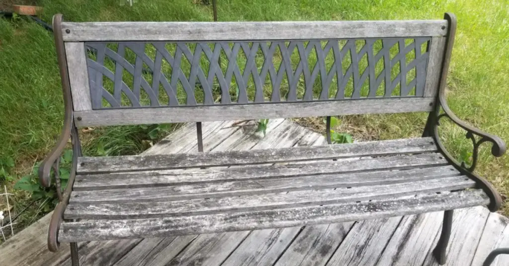 how-to-restore-wooden-garden-furniture-beginner-to-pro